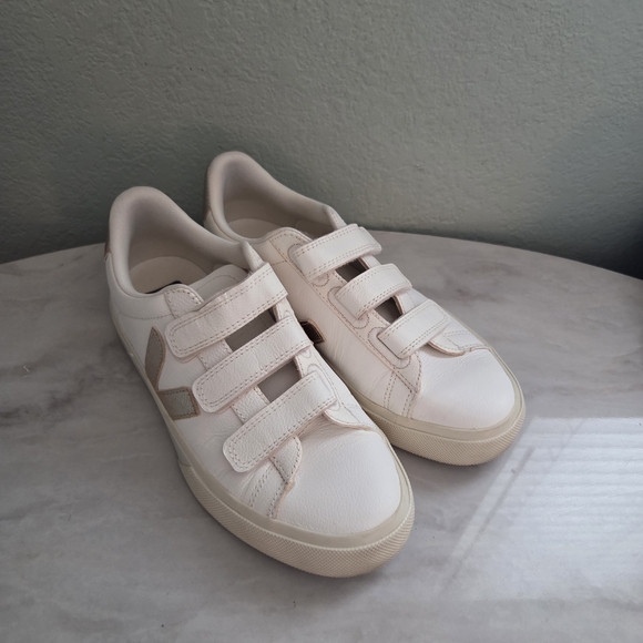 Veja Shoes - Veja Recife Logo White and Pink Velcro Sneakers